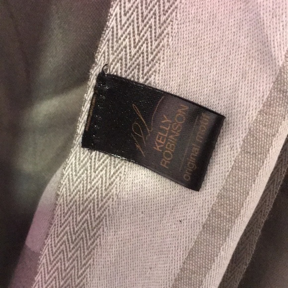 Raven design scarf/shawls - Picture 7 of 9